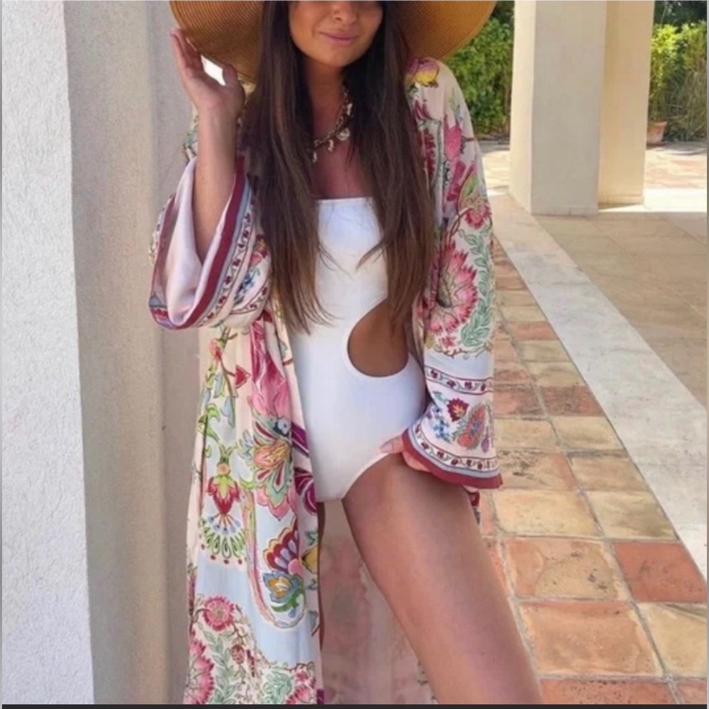 Zara one piece swimsuit. Size Large